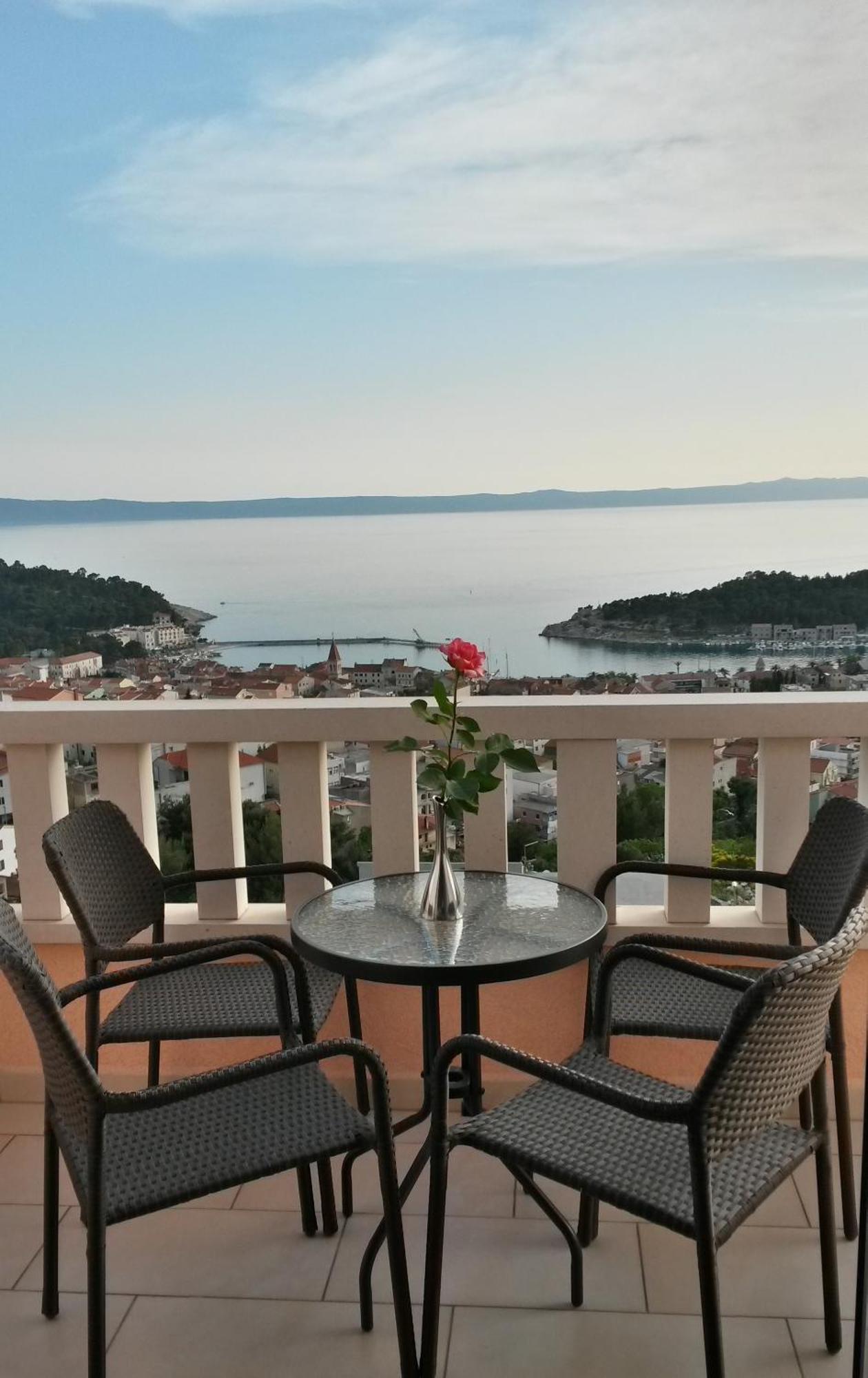 Apartments Rasic Makarska Esterno foto