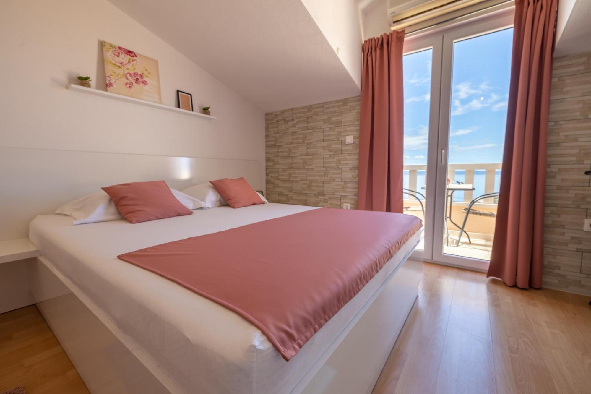 Apartments Rasic Makarska Esterno foto